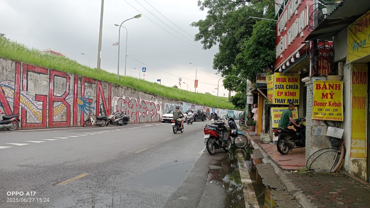 CẦN BÁN ĐẤT ĐẸP TẠI NGỌC THỤY – LONG BIÊN – HÀ NỘI<br><br>📍 Vị trí: Ngọc Thụy, Long Biên<br>📐 Diện - Ảnh chính